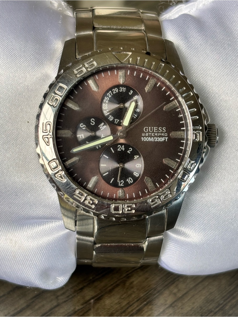 Guess Waterpro 100M Brown Dial Stainless Steel Watch – New Battery